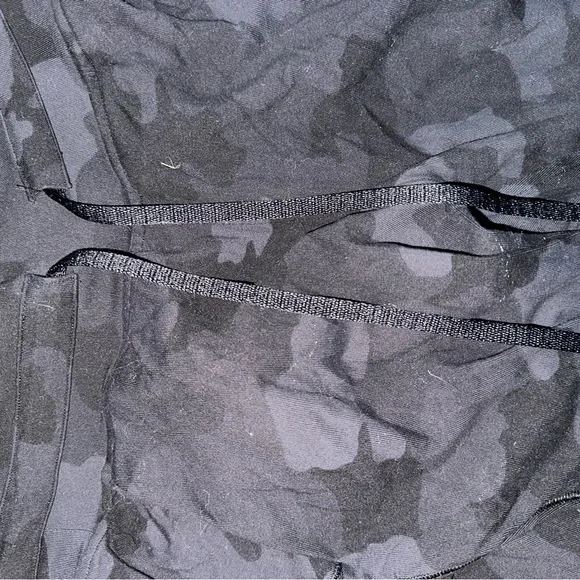 Lululemon joggers - Picture 4 of 5